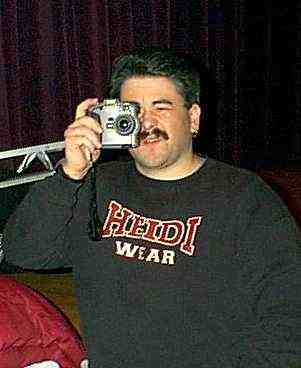 dougcam.jpg (10113 bytes)