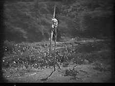 Kimo’s grave is currently located to the side of a road. Yet when next we see it, it’ll be in a cemetery surrounded by other grave markers. Continuity!