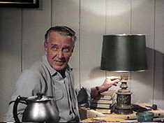 Randolph uses a lamp to explain how God works. Or something.