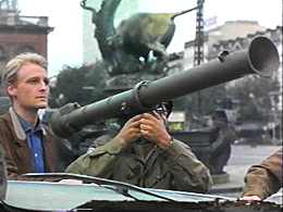 Grayson prepares to fire.  And Svend Viltorft, as always, is there.